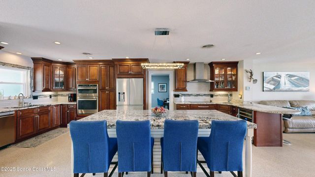 10758 S Tropical Trail, Merritt Island, FL 32952