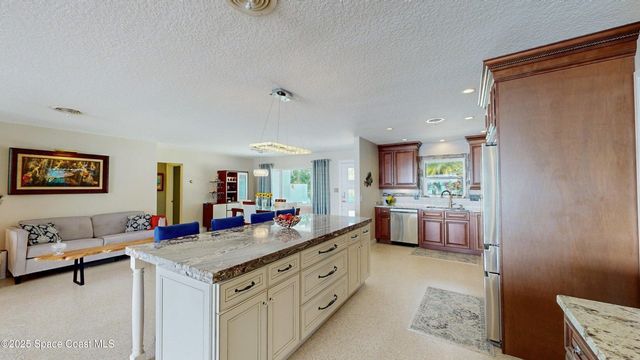 10758 S Tropical Trail, Merritt Island, FL 32952