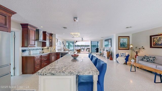 10758 S Tropical Trail, Merritt Island, FL 32952