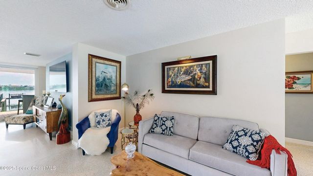 10758 S Tropical Trail, Merritt Island, FL 32952