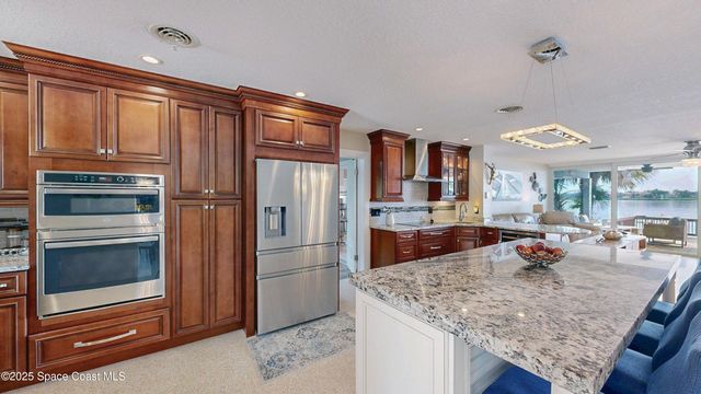 10758 S Tropical Trail, Merritt Island, FL 32952