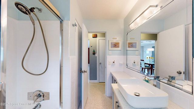 10758 S Tropical Trail, Merritt Island, FL 32952