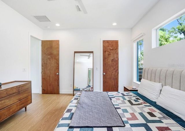 1326 W FIG STREET, Tampa, FL 33606