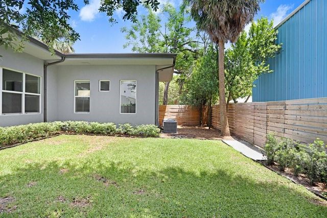 1326 W FIG STREET, Tampa, FL 33606