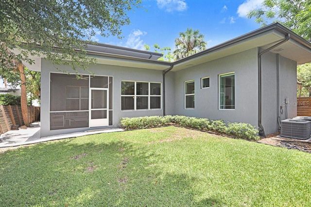 1326 W FIG STREET, Tampa, FL 33606