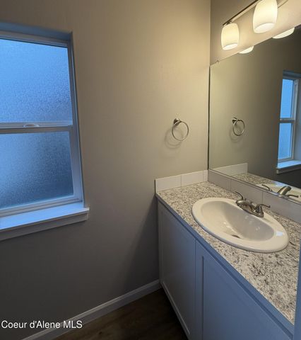 7058 N Cornwall ST, Coeur D'alene, ID 83815