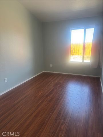 10606 Arlington, Adelanto, CA 92301