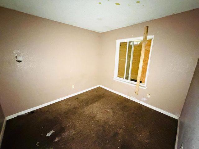 4409 Galbrath Dr, Sacramento, CA 95842