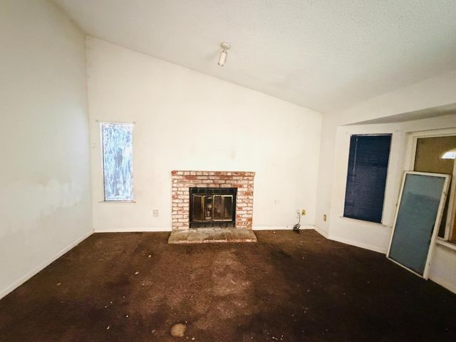 4409 Galbrath Dr, Sacramento, CA 95842