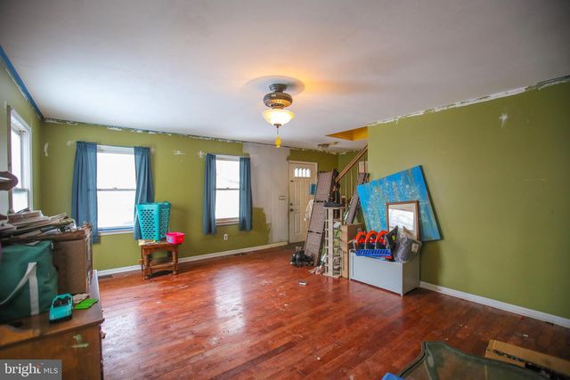 2804 WOODWAY PL, Landover, MD 20785