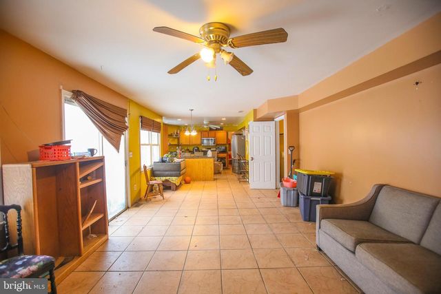 2804 WOODWAY PL, Landover, MD 20785