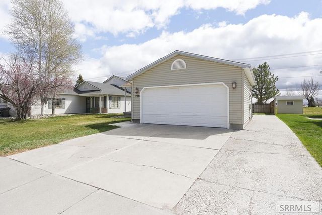 760 Clarence Drive, Idaho Falls, ID 83402