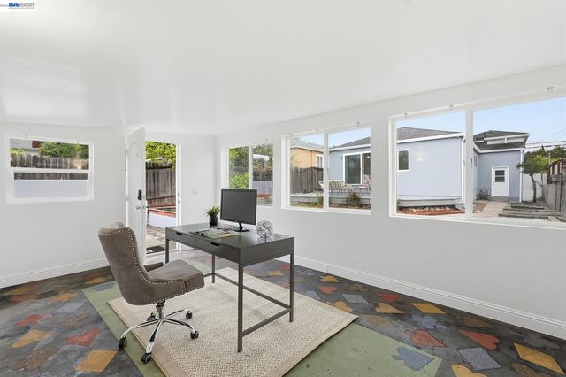 1657 162nd Ave, Ashland, CA 94578