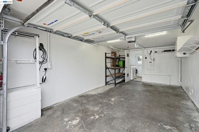 1657 162nd Ave, Ashland, CA 94578