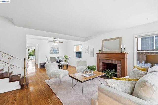 1657 162nd Ave, Ashland, CA 94578