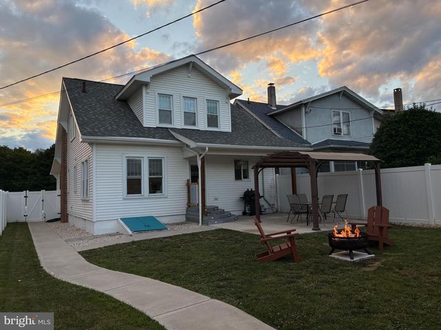112 GRANDVIEW AVE, Chambersburg, PA 17201