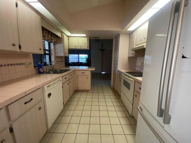 508 BROKENSHIRE DRIVE, Debary, FL 32713