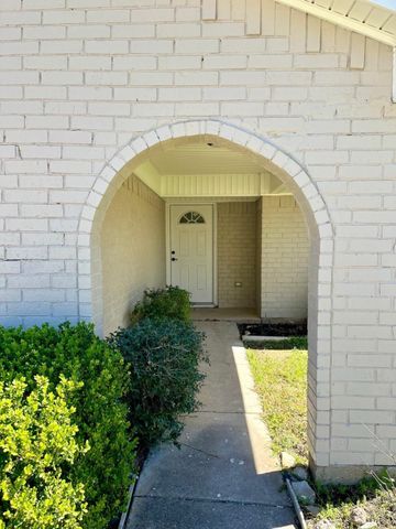 703 Redbud Drive, Forney, TX 75126