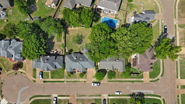 766 VIVIAN LEIGH CV, Collierville, TN 38017