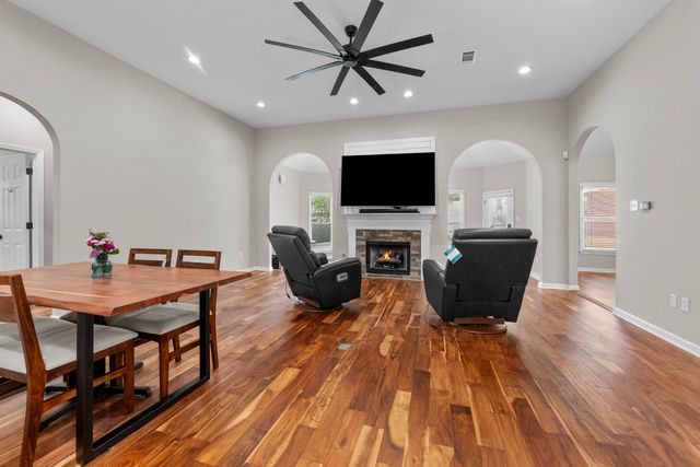 766 VIVIAN LEIGH CV, Collierville, TN 38017