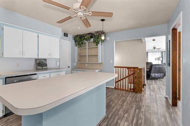 1708 League Line Road, Conroe, TX 77304