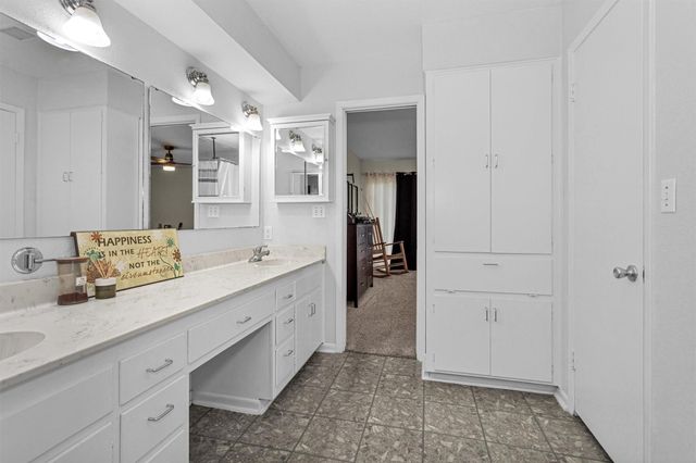 1708 League Line Road, Conroe, TX 77304