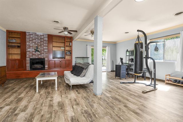 1708 League Line Road, Conroe, TX 77304