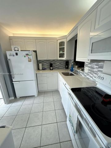 6720 Moonlit Drive, Delray Beach, FL 33446