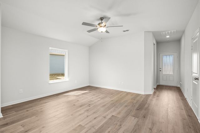 8324 White Wolf Trail, Ponder, TX 76259