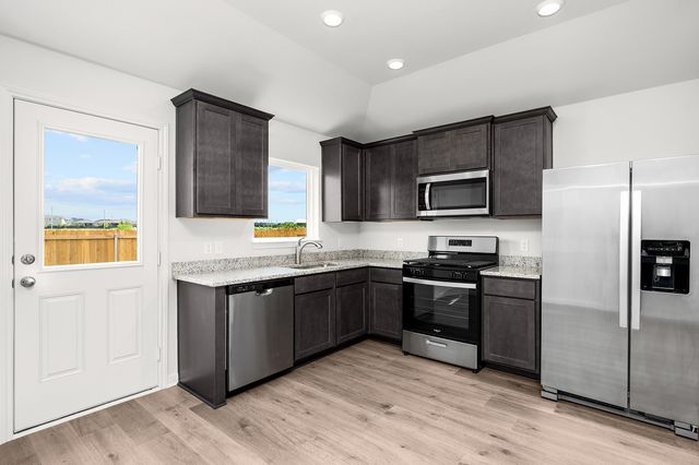 8324 White Wolf Trail, Ponder, TX 76259