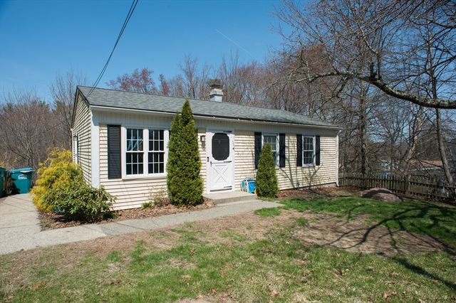 59 Carney St, Uxbridge, MA 01569
