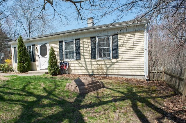59 Carney St, Uxbridge, MA 01569