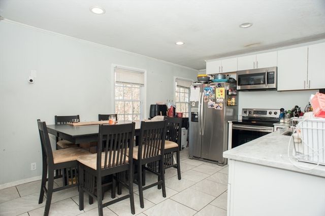 59 Carney St, Uxbridge, MA 01569