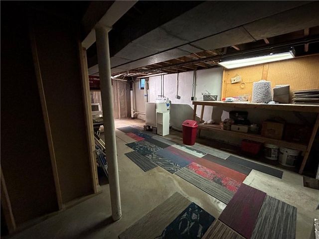 6708 Woodward Street, Overland Park, KS 66204