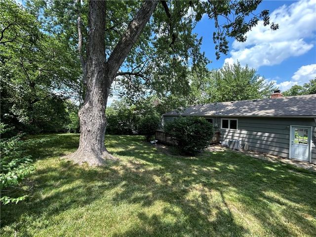 6708 Woodward Street, Overland Park, KS 66204