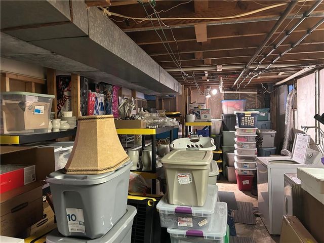 6708 Woodward Street, Overland Park, KS 66204