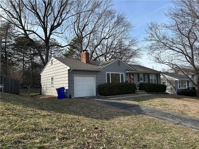 6708 Woodward Street, Overland Park, KS 66204