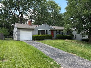 6708 Woodward Street, Overland Park, KS 66204