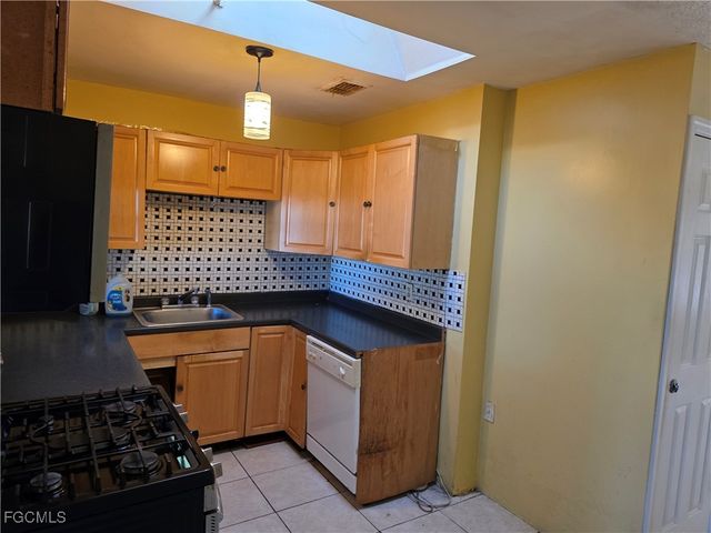 308 Stanford ST, Lehigh Acres, FL 33936