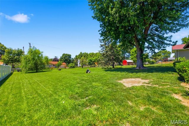 715 Westbridge Drive, St Peters, MO 63376