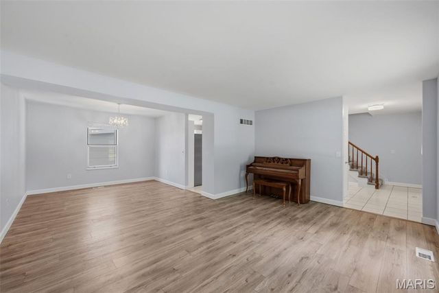 715 Westbridge Drive, St Peters, MO 63376