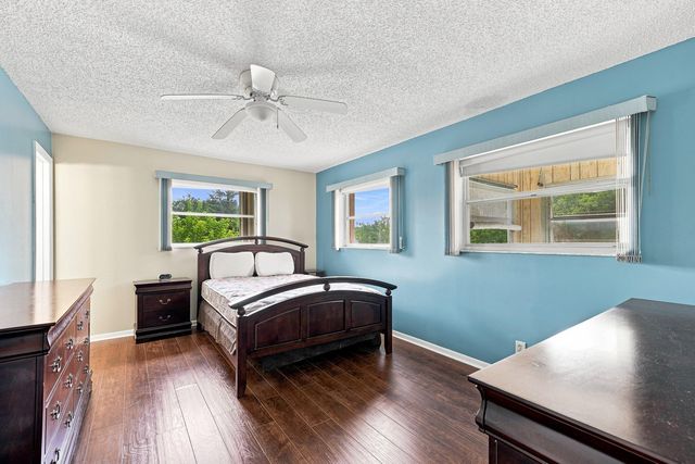 9200 SW 3RD Street 111, Boca Raton, FL 33428