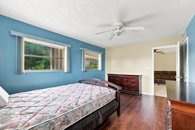 9200 SW 3RD Street 111, Boca Raton, FL 33428