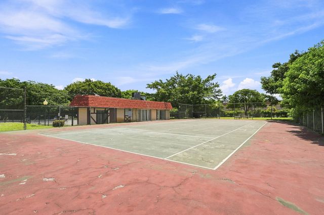 9200 SW 3RD Street 111, Boca Raton, FL 33428