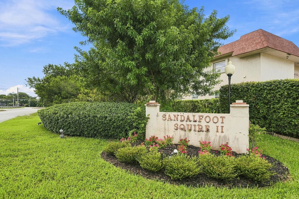 9200 SW 3RD Street 111, Boca Raton, FL 33428