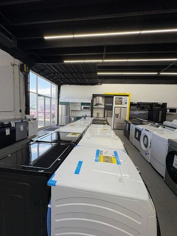 Appliances Sales Store, Miami, FL 33176
