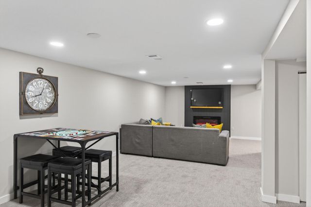 5530 Joyce Street, Maple Plain, MN 55359