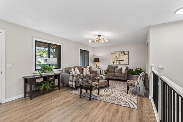 5530 Joyce Street, Maple Plain, MN 55359