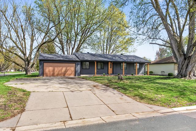 5530 Joyce Street, Maple Plain, MN 55359