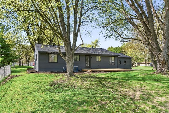5530 Joyce Street, Maple Plain, MN 55359